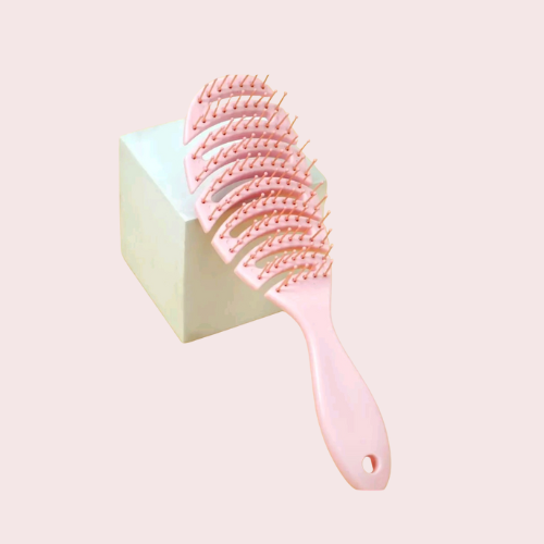 The TH Air Cushion Brush glides smoothly through your hair, detangling without pulling or breakage — gentle, lightweight and perfect for everyday styling.